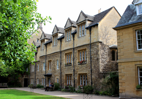 Benefits of Living on Campus at Oxford University